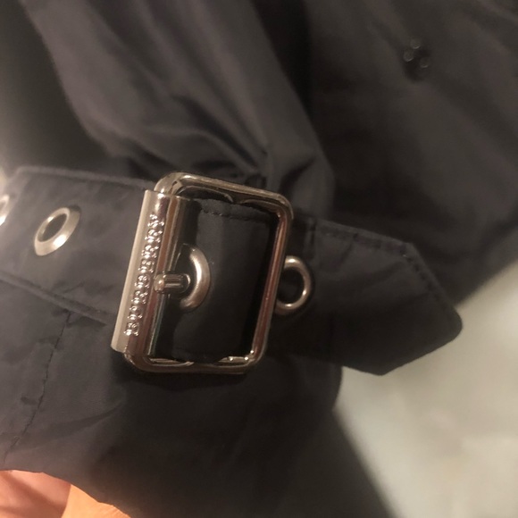 AUTHENTIC BURBERRY RAIN JACKET - Picture 7 of 8